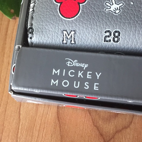 Mickey Mouse Zip Around Wallet - Picture 6 of 9